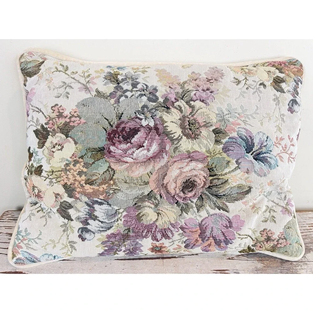 Unbranded vintage charming